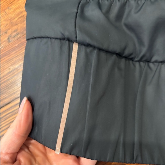 Brooks Women’s Cascading Thermal Black Puffer Running Vest Sz Small 120275 - Picture 5 of 9